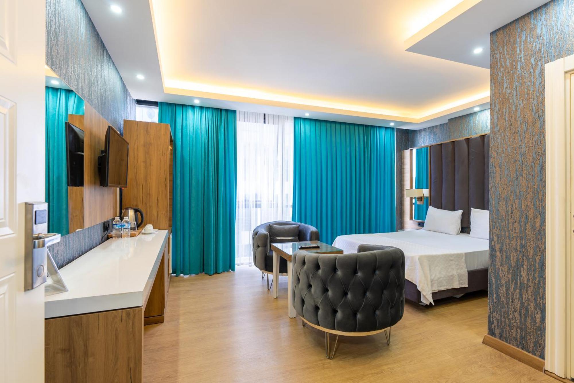 Black Palace Hotel Istanbul Exterior photo